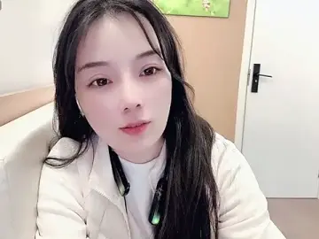 Stripchat Free Live Porn of AKiKi711