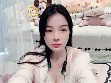 Stripchat Adult Webcams of AKiKi711