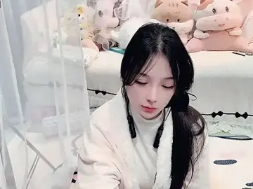 Stripchat Adult Webcams of AKiKi711