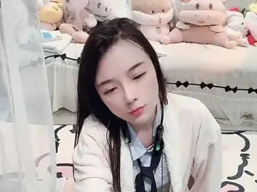 Stripchat Adult Webcam of AKiKi711