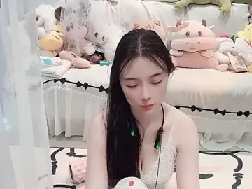 Stripchat Nude Webcam of AKiKi711