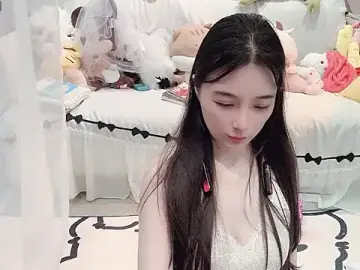 Stripchat Free Porn Cam of AKiKi711