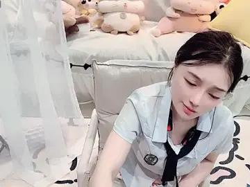 Stripchat Free Porn Cam of AKiKi711
