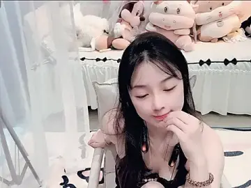 Stripchat Nude Webcam of AKiKi711