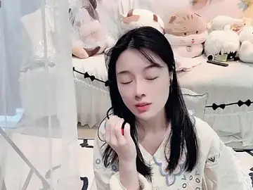 Stripchat Live Porn of AKiKi711