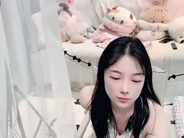 Stripchat Watch Live Sex Cams of AKiKi711