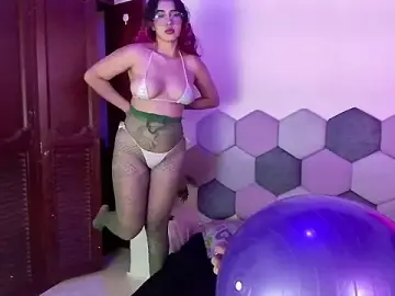 Stripchat Live Sex of Horny_tgn