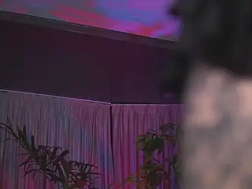 Stripchat Free Porn Cam of HotBustyBabeX