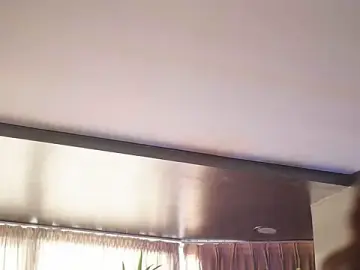 Stripchat Sex Chat of HotBustyBabeX