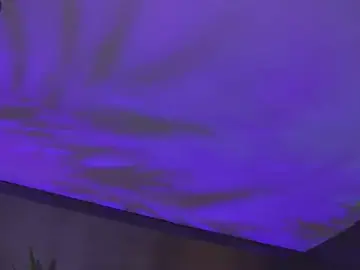 Stripchat Live Sex Cam of HotBustyBabeX