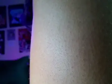 Stripchat Free Porn Cam of Isa_Violet