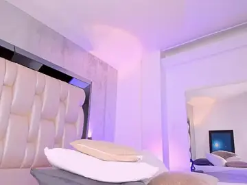 Stripchat Sex Cam of _CurlyGirl_