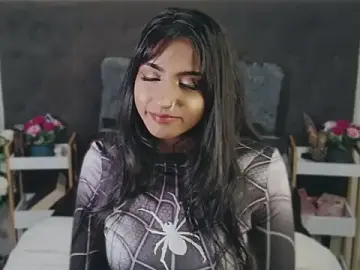 Stripchat Watch Live Sex Cams of Delilah_Blazee