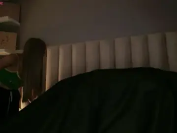 Stripchat Sex Cam of Megan_mooree_