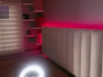 Stripchat Watch Live Sex Cams of Megan_mooree_