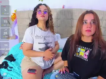 Stripchat Live Sex Cam of Catherine_summer1