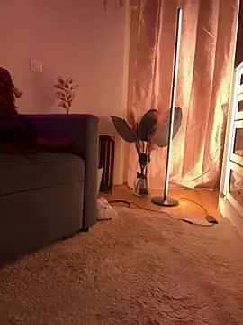 Stripchat Sex Cam of Mia_Railey