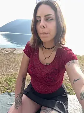 Stripchat Live Sex of Mia_Railey