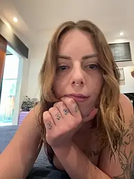 Stripchat Free Porn Cam of Mia_Railey