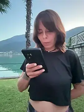 Stripchat Free Porn Cam of Mia_Railey