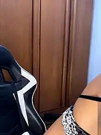 Stripchat Nude Webcam of SexyAninha18
