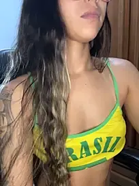 Stripchat Adult Webcam of SexyAninha18