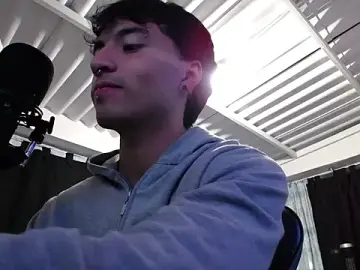 Stripchat Nude Webcam of dylan_fun18