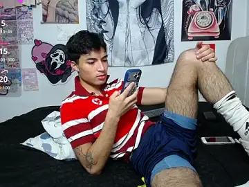 Stripchat Adult Video Chat of dylan_fun18