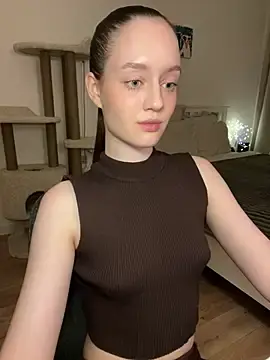 Stripchat Nude Webcam of queenOfkisses
