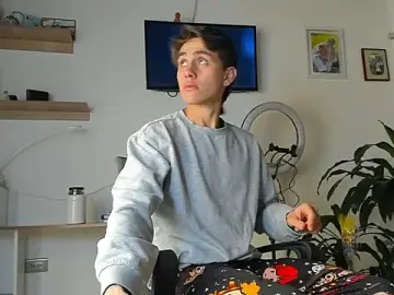 Stripchat Watch Live Sex Cams of manucute_23_