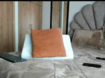 Stripchat Free Live Porn of manucute_23_