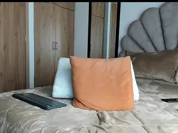 Stripchat Live Porn of manucute_23_