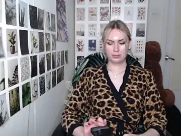 Stripchat Watch Live Sex Cams of CapriScorpion