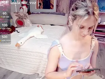 Stripchat Live Porn of Careful_i_bite