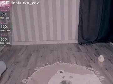 Stripchat Sex Cam of Careful_i_bite