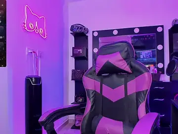 Stripchat Watch Live Sex Cams of miss_kitty