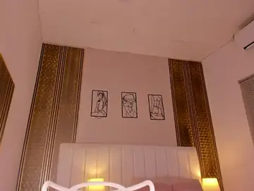 Stripchat Live Sex Cam of zoe_sky_