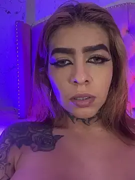 Stripchat Sex Cam of TRIOGOALS3