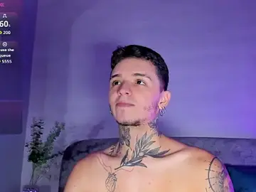 Stripchat Adult Video Chat of Ian_Castillo_