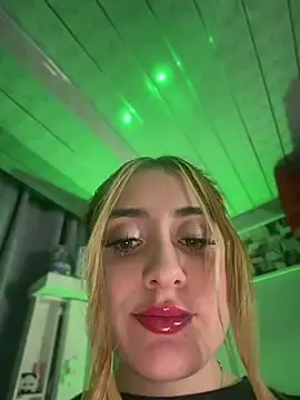 Stripchat Free Porn Cam of Sam_Thompsoon_