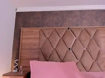 Stripchat Free Porn Cam of EimyAndMaxi