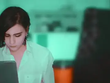 Stripchat Adult Webcam of sademobeer