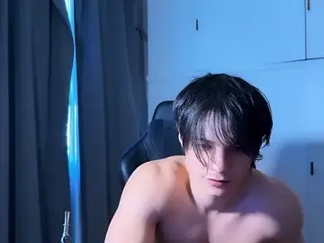 Stripchat Adult Video Chat of SasukeUhchiaa