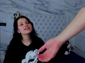 Stripchat Free Porn Cam of Ari_and_Storm