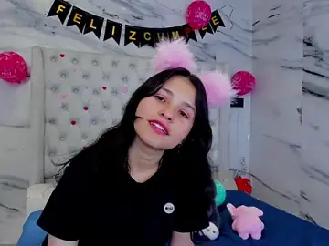 Stripchat Adult Webcams of Ari_and_Storm