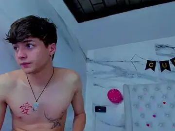 Stripchat Live Porn of Ari_and_Storm