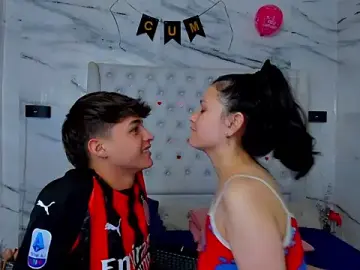 Stripchat Live Porn of Ari_and_Storm