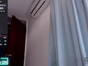 Stripchat Watch Live Sex Cams of TastyTrap_18