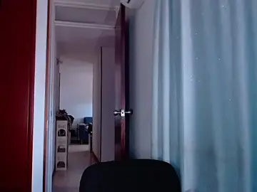 Stripchat Sex Cam of TastyTrap_18