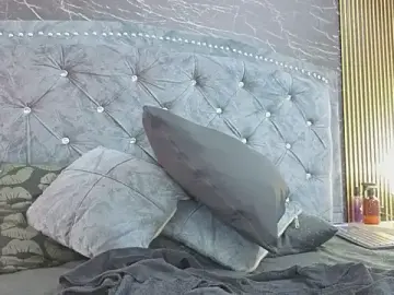 Stripchat Live Sex Cam of diosagolden